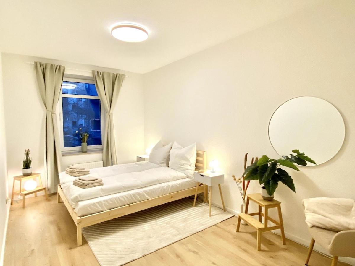 Apartment Modern & Spacious In Supreme Location